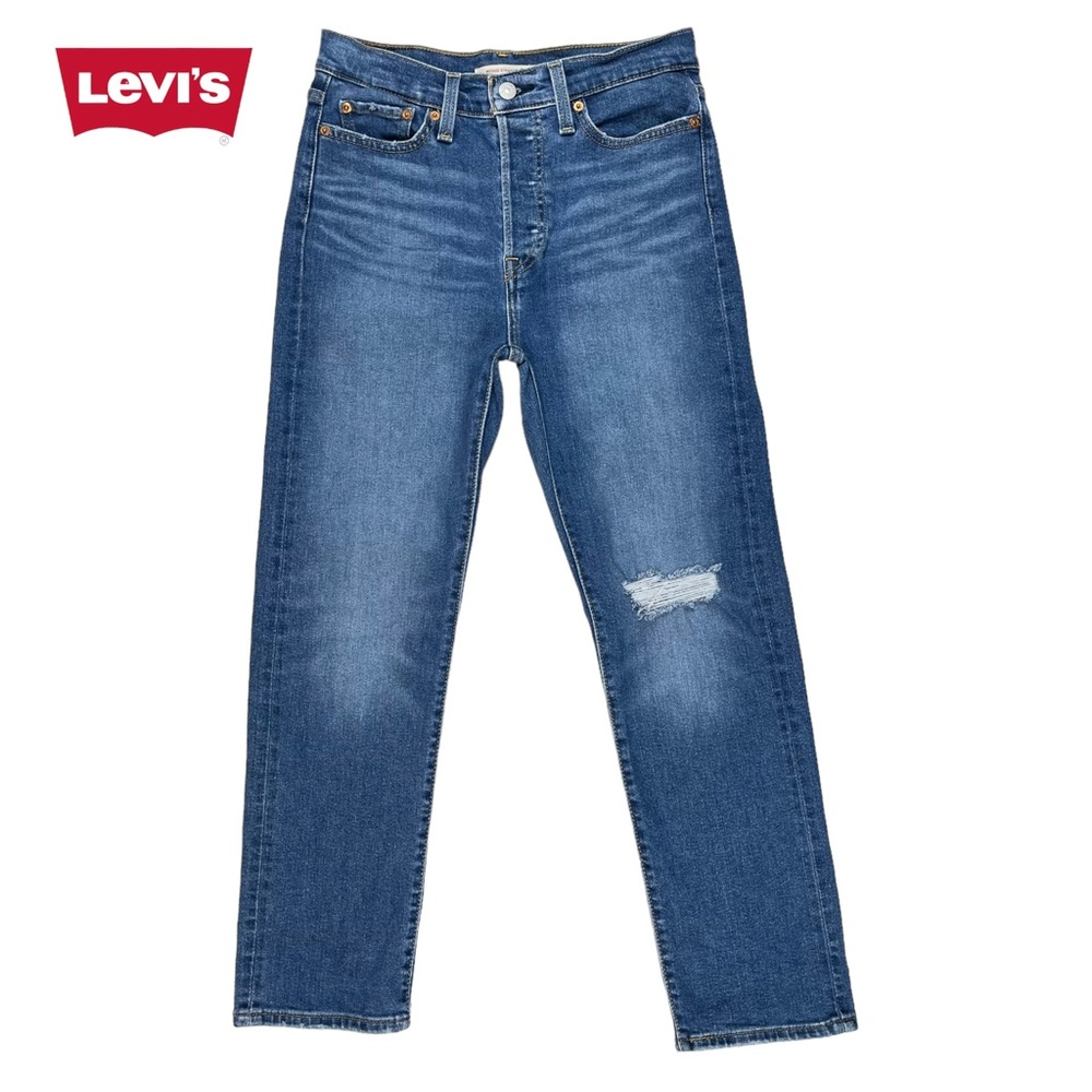 Levi’s Women’s 28x28 Wedgie Straight Button‎ Fly  Medium Blue Jeans
